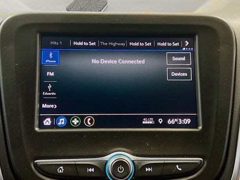 Used 2021 Chevrolet Equinox LT FWD image 10
