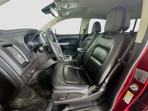 Used 2021 Chevrolet Colorado LT w/ Safety Package RWD image 13
