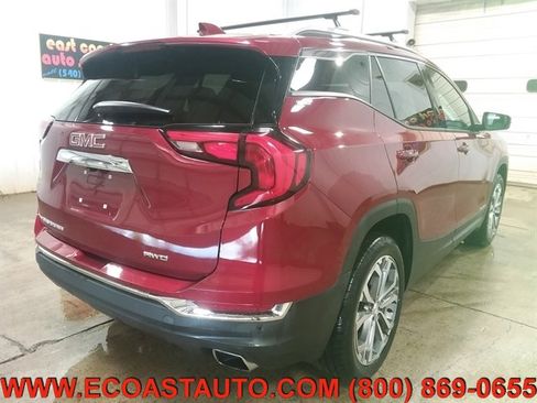 Used 2019 GMC Terrain SLT w/ Preferred Package image 3