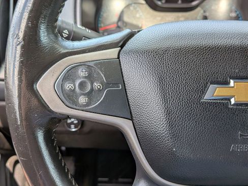 Used 2015 Chevrolet Colorado Z71 AWD/4WD image 19