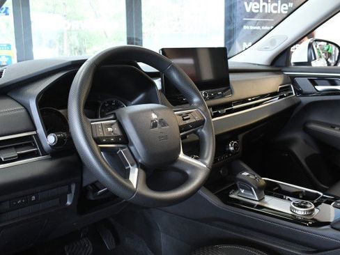 New 2026 Mitsubishi Outlander ES AWD/4WD image 24