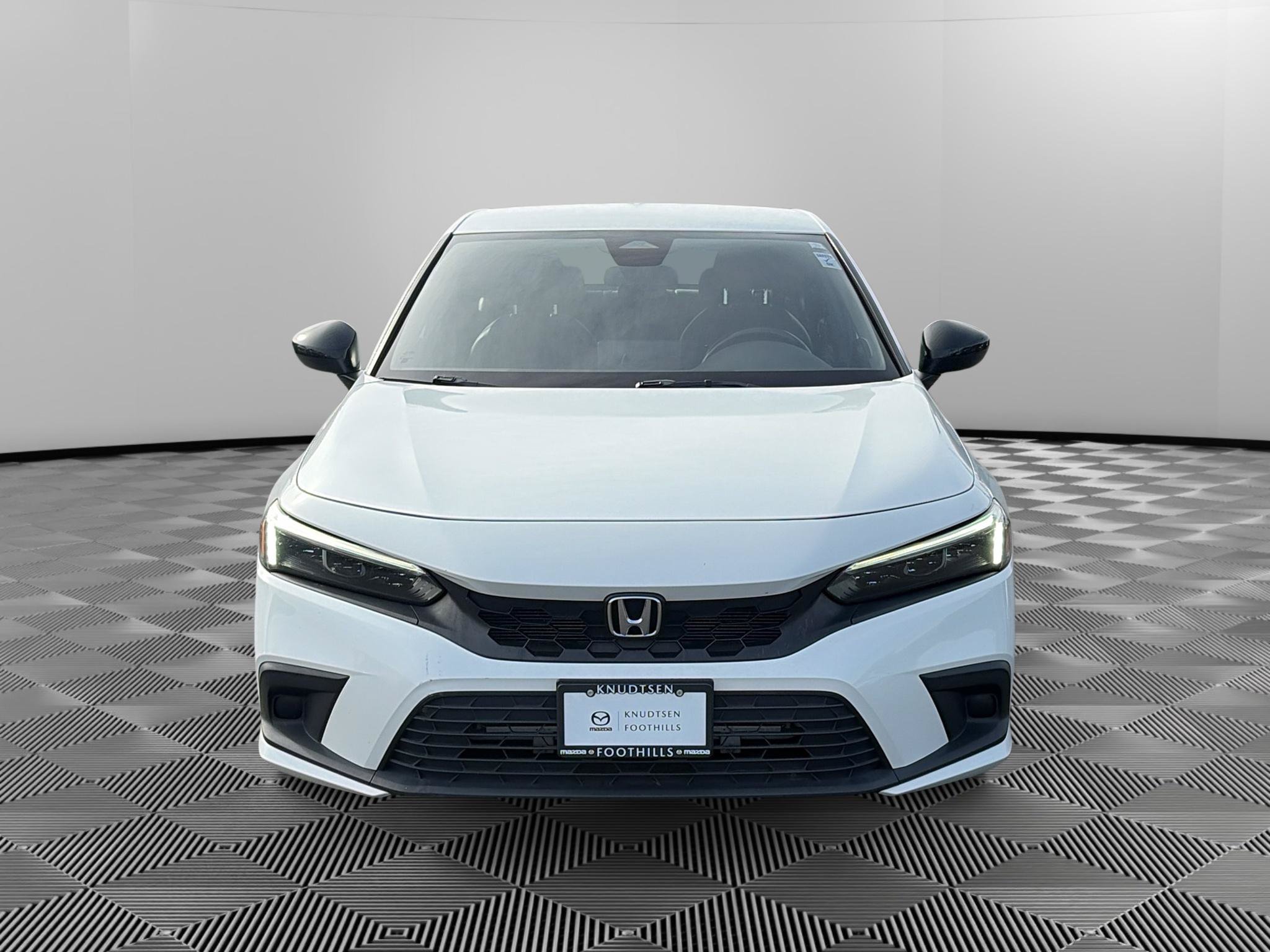 Used 2022 Honda Civic Sport image 2