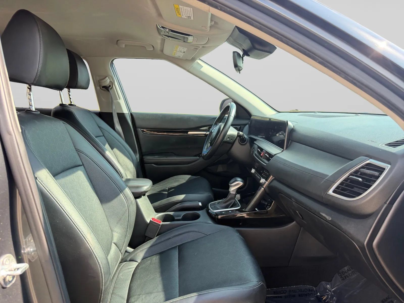 Used 2024 Kia Seltos EX FWD image 33
