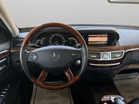 Used 2009 Mercedes-Benz S 550 4MATIC image 25