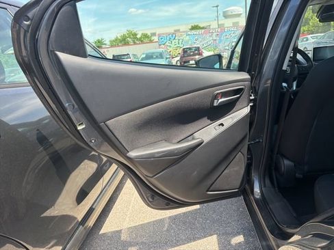 Used 2017 Toyota Yaris iA FWD image 18