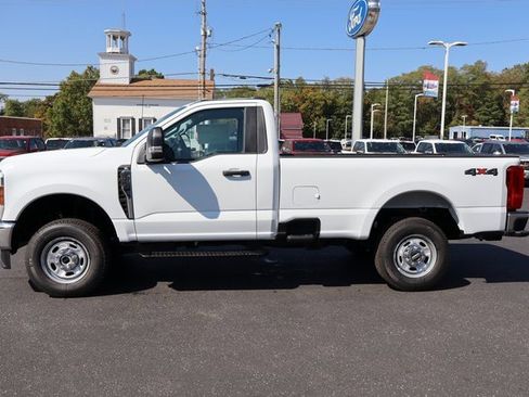 New 2026 Ford F250 XL w/ XL Chrome Package image 13