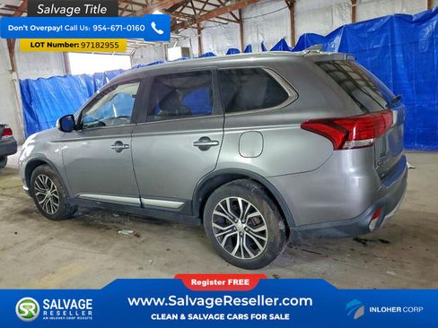 Used 2018 Mitsubishi Outlander FWD image 3