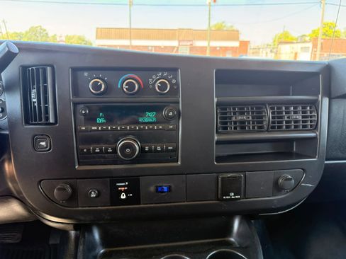 Used 2016 Chevrolet Express 2500 w/ Cold Climate Package RWD image 13