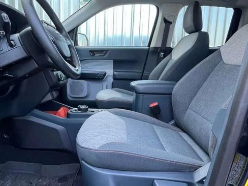 Used 2023 Ford Maverick XLT w/ Equipment Group 300A Standard image 13