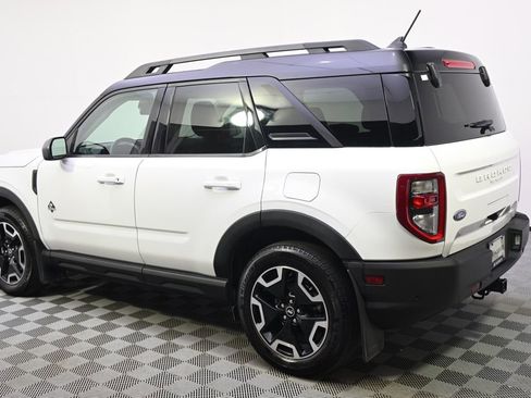 Used 2022 Ford Bronco Sport Outer Banks w/ Tech Package AWD/4WD image 3