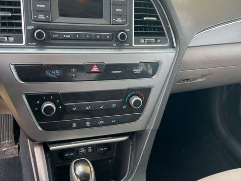 Used 2015 Hyundai Sonata SE FWD image 10