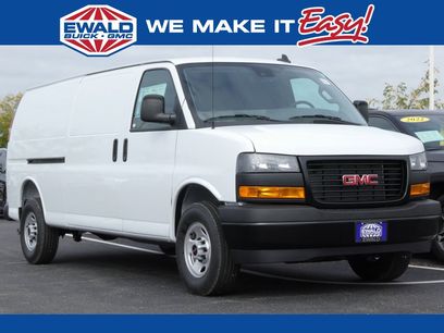 New 2025 GMC Savana 3500 w/ Power Convenience Package