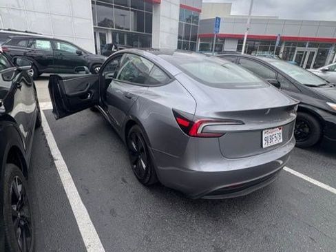 Used 2025 Tesla Model 3 Long Range RWD image 5