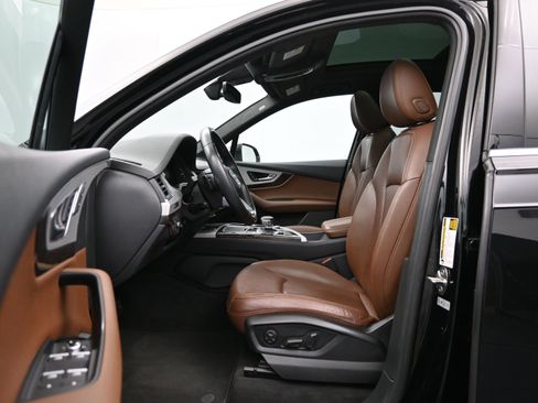 Used 2018 Audi Q7 2.0T Premium Plus w/ Premium Plus Package image 8