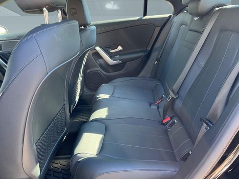Used 2025 Mercedes-Benz CLA 250 4MATIC image 9