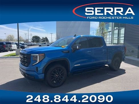 Used 2023 GMC Sierra 1500 Elevation w/ Elevation Premium Package AWD/4WD image 1