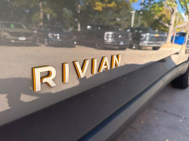 Used 2022 Rivian R1T Adventure AWD/4WD image 11
