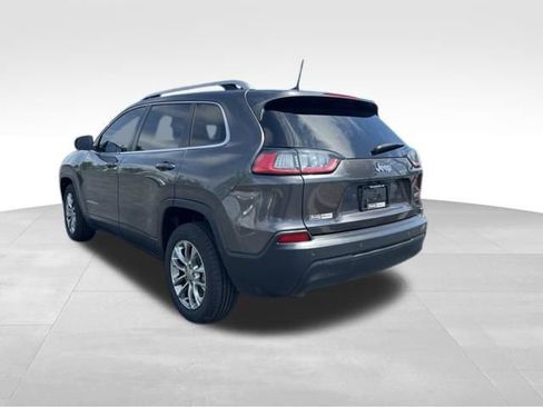 Used 2019 Jeep Cherokee Latitude Plus w/ Comfort/Convenience Group FWD image 5