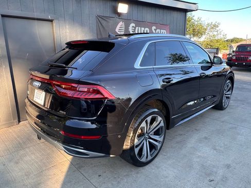 Used 2019 Audi Q8 Prestige image 8