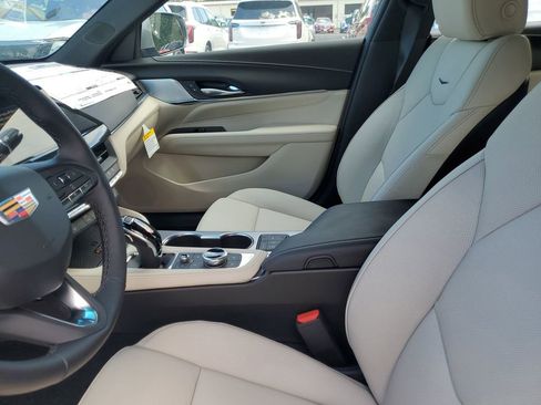 New 2025 Cadillac CT4 Premium Luxury image 19