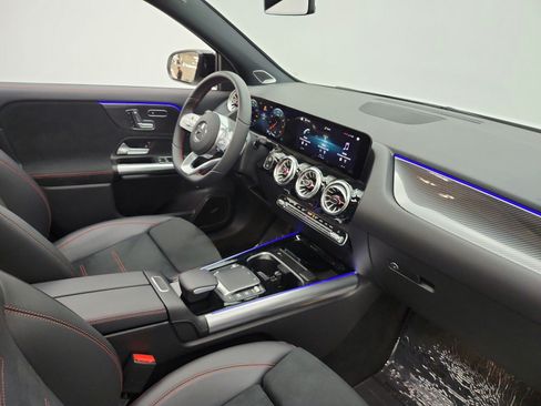 Used 2023 Mercedes-Benz GLA 250 image 17