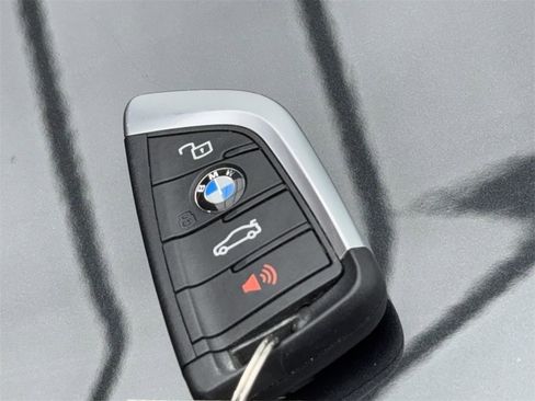 Used 2025 BMW 330i Sedan image 65