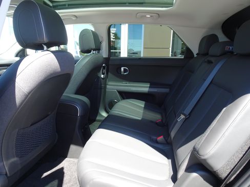 Used 2023 Hyundai Ioniq 5 Limited w/ Cargo Package AWD/4WD image 15