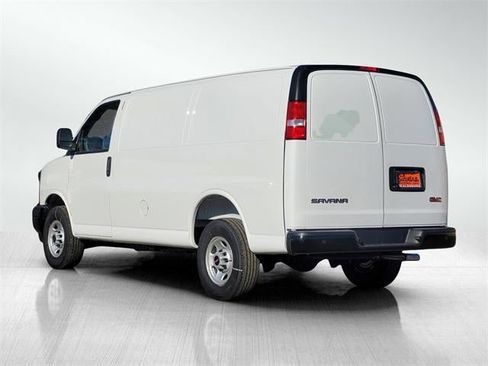 New 2025 GMC Savana 2500 w/ Driver Convenience Package image 7