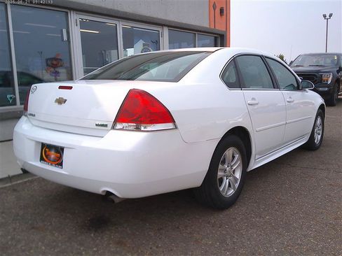 Used 2012 Chevrolet Impala LS FWD image 3