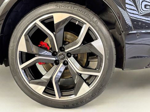 Used 2024 Audi RS Q8 image 30