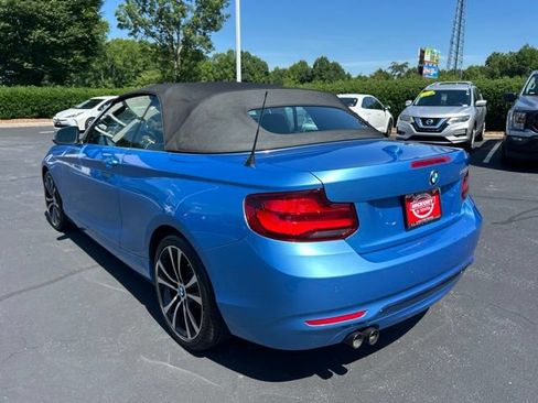 Used 2020 BMW 230i Convertible w/ Premium Package RWD image 10