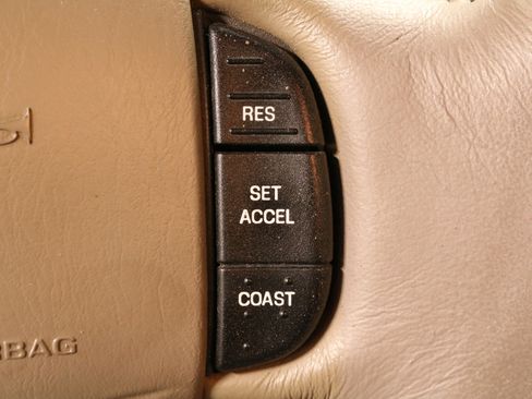 Used 2000 Ford Excursion Limited image 58