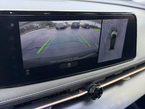 Certified 2024 Nissan Ariya FWD image 21