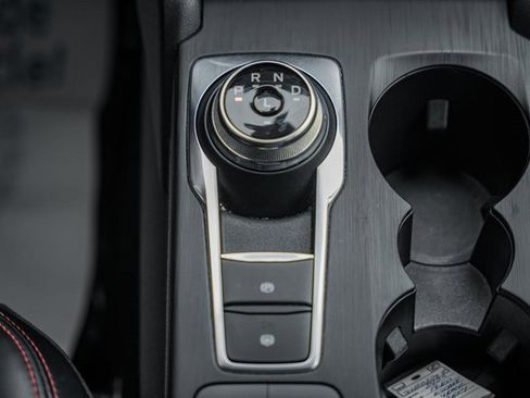 Used 2025 Ford Escape ST-Line image 28