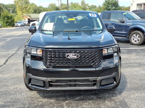 Certified 2025 Ford Maverick XLT w/ Black Appearance Package AWD/4WD image 9