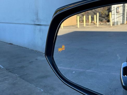 Used 2025 Toyota RAV4 XLE image 20