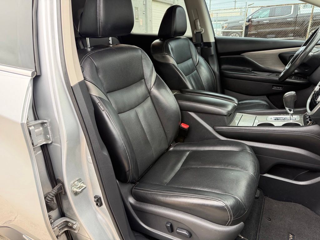 Used 2017 Nissan Murano Platinum AWD/4WD image 29