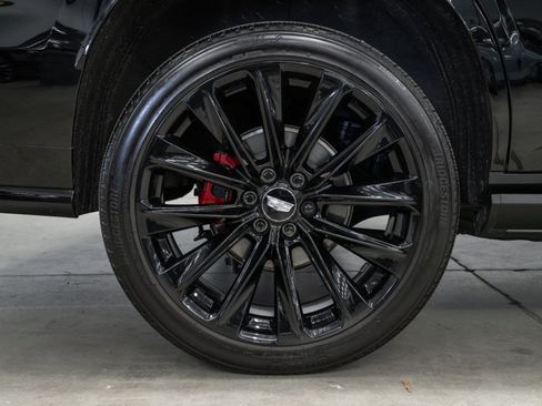 Used 2025 Cadillac Escalade V w/ LPO, ONYX Package AWD/4WD image 46