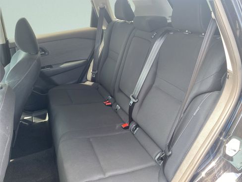 Used 2023 Nissan Rogue S image 30