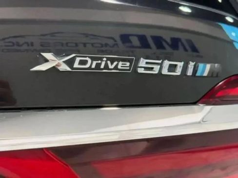 Used 2019 BMW X7 xDrive50i w/ Dynamic Handling Package AWD/4WD image 42