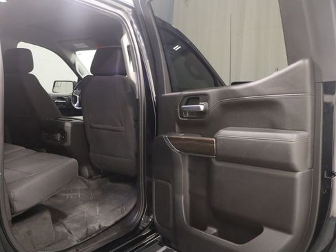 Used 2021 Chevrolet Silverado 1500 LT Trail Boss image 16