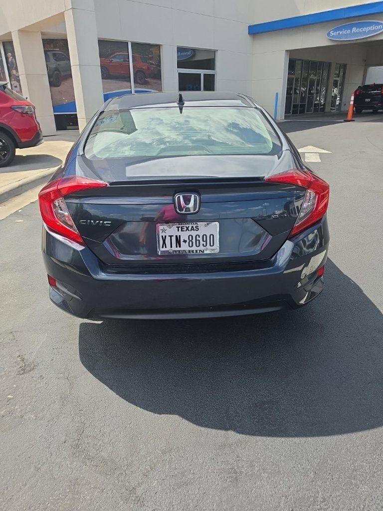 Used 2018 Honda Civic EX-T image 6