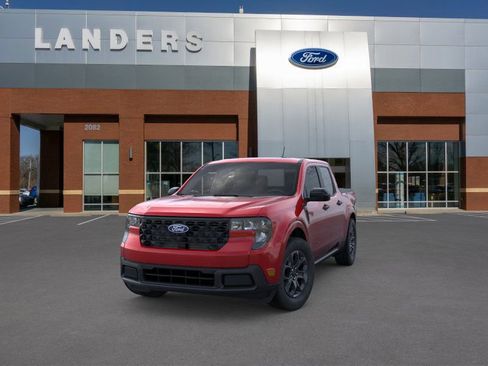 New 2025 Ford Maverick XLT w/ XLT Luxury Package image 2