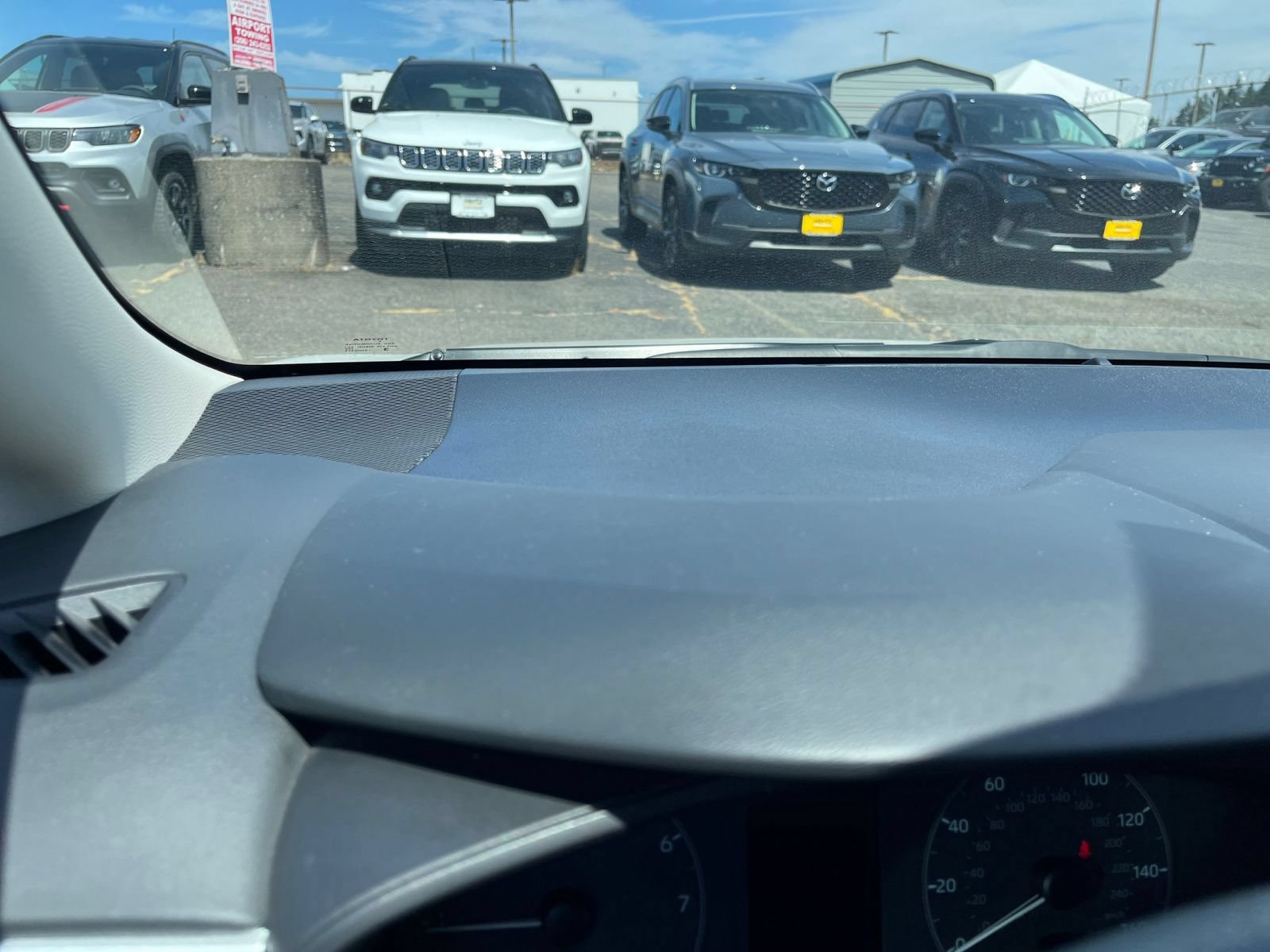 Used 2025 Toyota Corolla LE FWD image 33