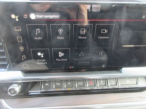 New 2026 GMC Sierra 1500 SLT w/ SLT Premium Plus Package image 18