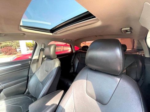 Used 2016 Ford Fusion Titanium image 27