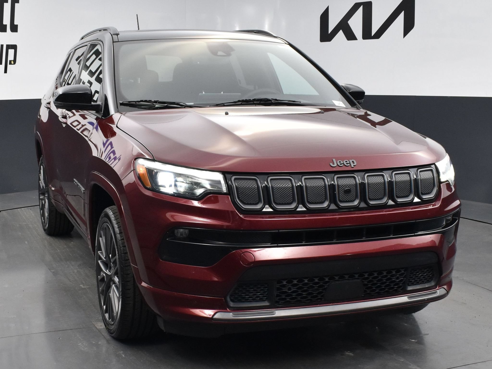Used 2022 Jeep Compass High Altitude AWD/4WD image 8