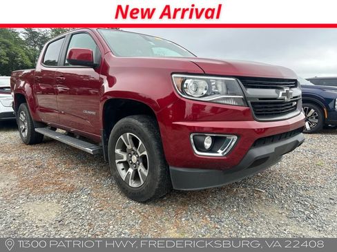 Used 2019 Chevrolet Colorado Z71 RWD image 2