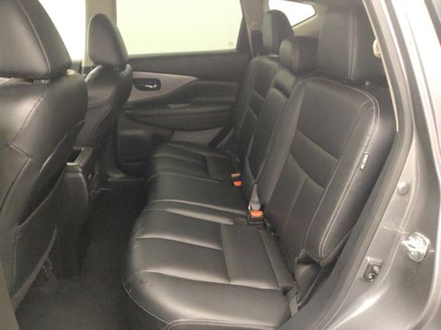 Used 2022 Nissan Murano SV image 18