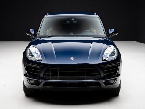 Used 2018 Porsche Macan AWD/4WD image 6